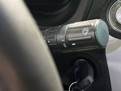 Used 2015 Ford Explorer XLT w/ Equipment Group 202B image 24