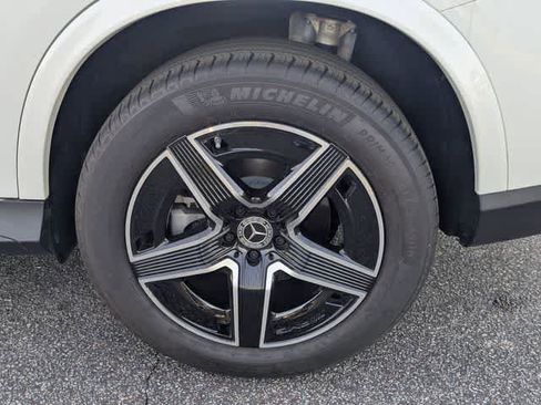 Used 2026 Mercedes-Benz GLC 300 image 15