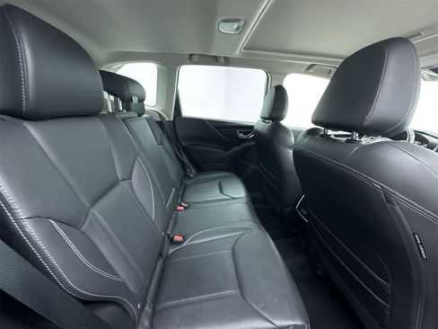 Used 2020 Subaru Forester Limited image 35