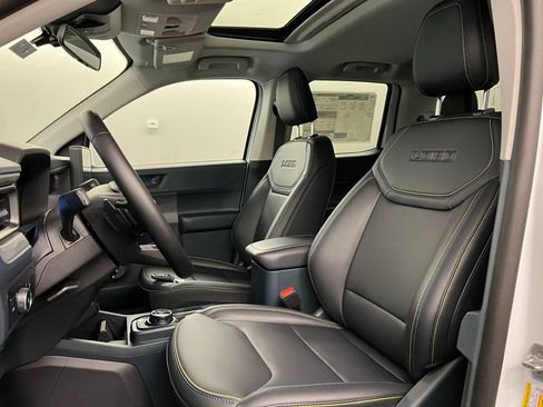 New 2025 Ford Maverick Lobo image 24