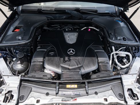 Used 2018 Mercedes-Benz E 400 4MATIC Coupe image 44