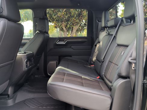 Used 2026 Chevrolet Silverado 2500 High Country w/ High Country Premium Package AWD/4WD image 31