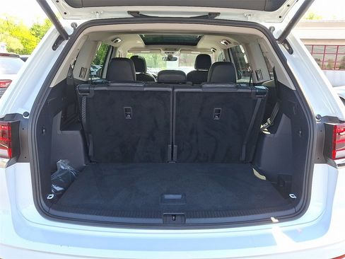 Used 2024 Volkswagen Atlas SEL Premium R-Line image 29