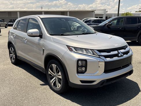 Used 2021 Mitsubishi Outlander Sport ES AWD/4WD image 1
