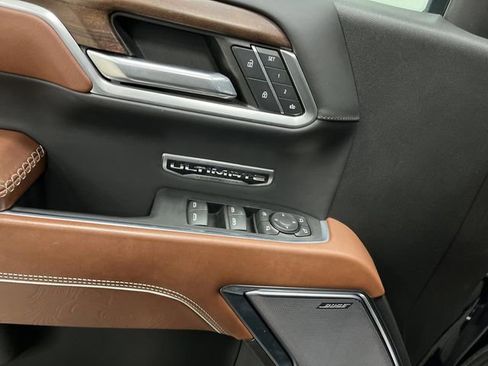 Used 2023 GMC Sierra 1500 Denali Ultimate image 32