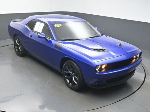 Used 2021 Dodge Challenger SXT w/ Blacktop Package image 37