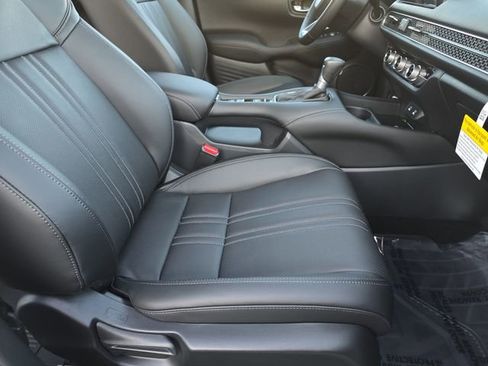 New 2026 Honda HR-V EX-L image 10