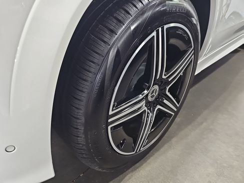New 2026 Mercedes-Benz GLE 450e 4MATIC image 34