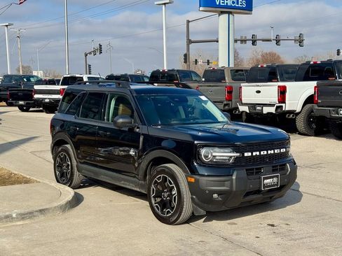Certified 2025 Ford Bronco Sport Outer Banks w/ Outer Banks Tech Package+ AWD/4WD image 7