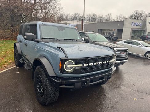 Certified 2024 Ford Bronco Wildtrak image 3