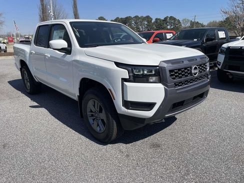 New 2026 Nissan Frontier SV w/ All-Weather Content Package AWD/4WD image 8