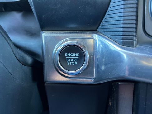 Used 2024 Ford F150 King Ranch w/ FX4 Off-Road Package image 26