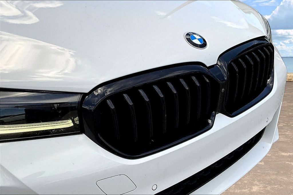Used 2021 BMW 540i w/ M Sport Package RWD image 30