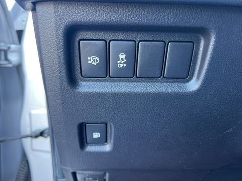 Used 2014 Lexus GX 460 w/ Premium Package image 11