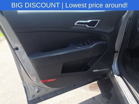 Used 2023 Kia Sportage LX AWD/4WD image 23