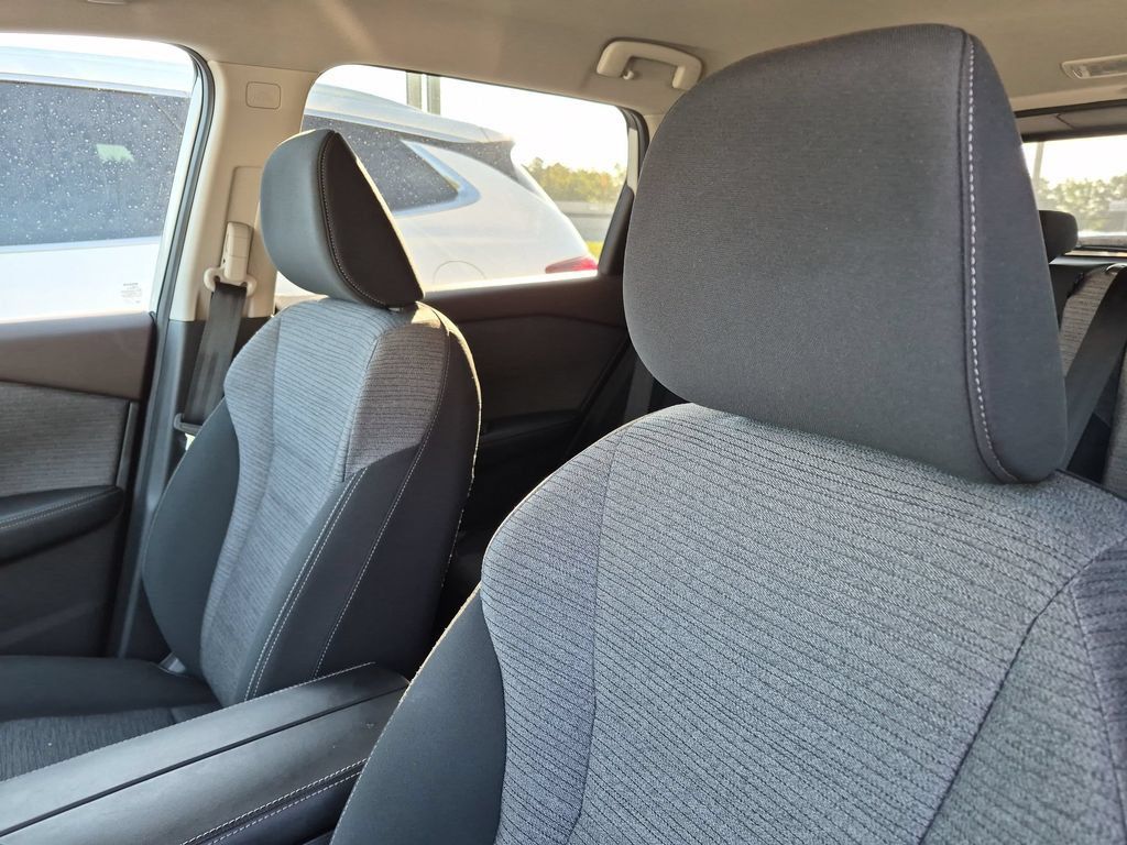 Used 2023 Nissan Rogue SV FWD image 13