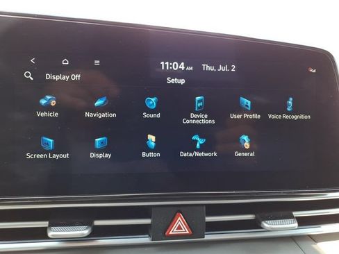Certified 2025 Hyundai Elantra SEL FWD image 22