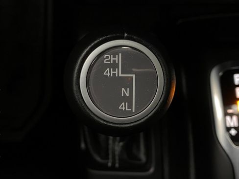 Used 2022 Jeep Gladiator Overland w/ Popular Equipment Package AWD/4WD image 26