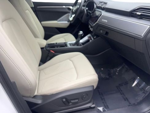 Used 2022 Audi Q3 2.0T Premium w/ Convenience Package image 45