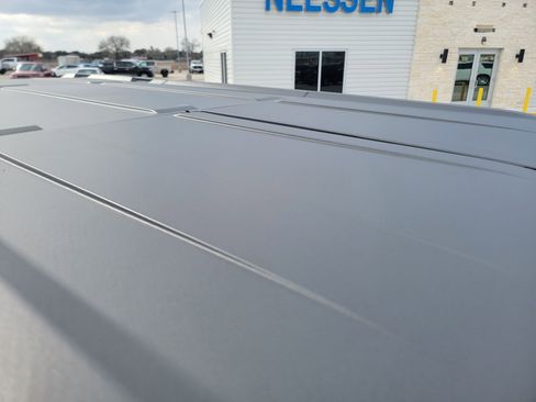 Used 2023 Ford Bronco Wildtrak image 8