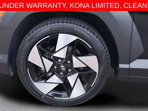 Used 2024 Hyundai Kona Limited FWD image 29