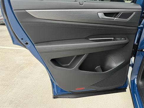 New 2026 Volkswagen Atlas Cross Sport SE image 20