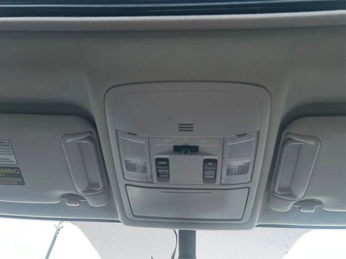 Used 2016 Toyota RAV4 XLE image 17