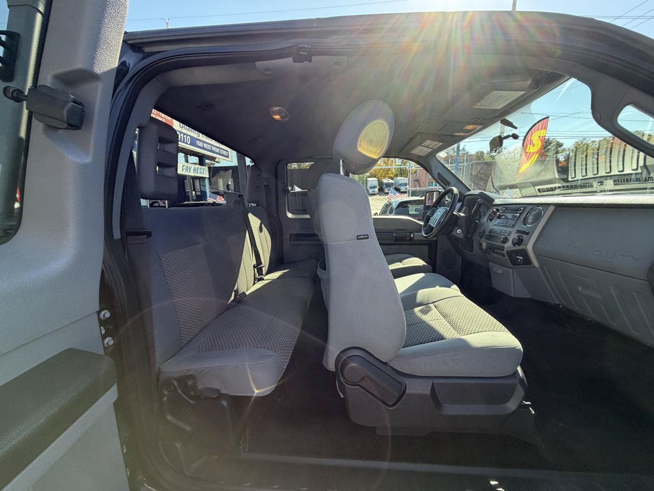 Used 2014 Ford F250 XLT w/ XLT Interior Package AWD/4WD image 25