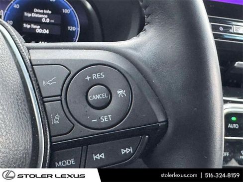 Used 2023 Toyota Venza Limited image 25