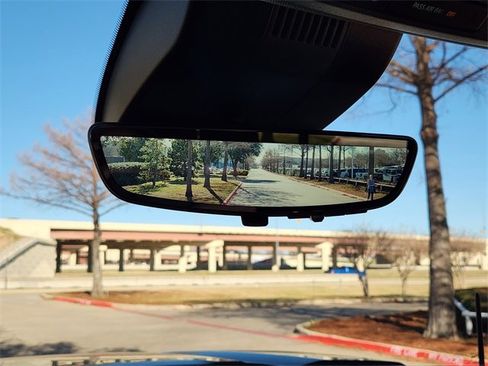 Used 2024 GMC Sierra 1500 Denali w/ Technology Package image 17