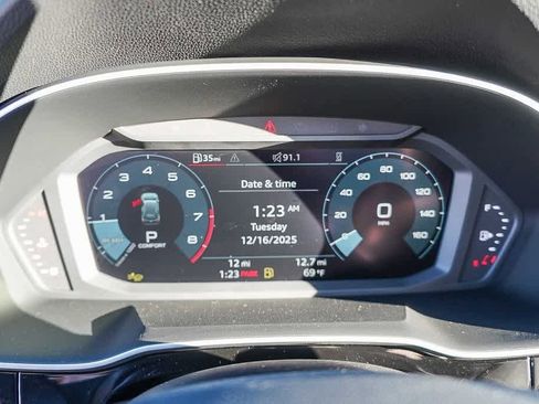 New 2025 Audi Q3 2.0T Premium image 24