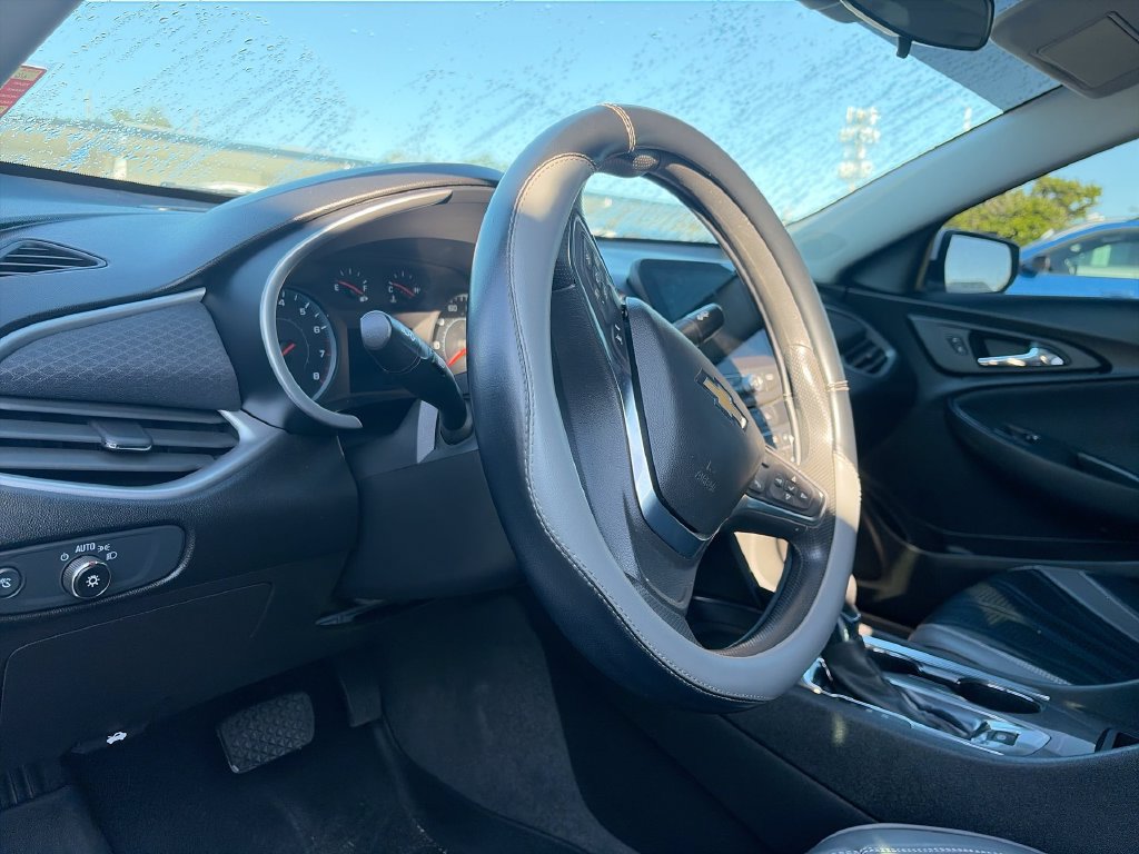 Used 2024 Chevrolet Malibu LT FWD image 11