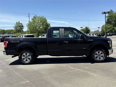 Used 2016 Ford F150 XL w/ Equipment Group 101A Mid AWD/4WD image 17