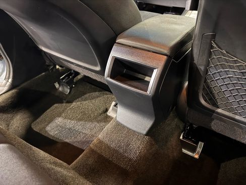 Used 2013 Subaru Legacy 2.5i Premium w/ All-Weather Pkg image 16