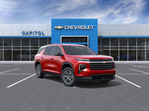 New 2025 Chevrolet Traverse LT w/ Driver Confidence Package image 4