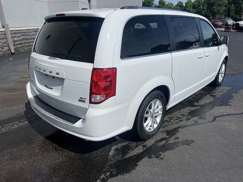 Used 2018 Dodge Grand Caravan SXT FWD image 8