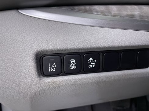 Used 2018 Acura RLX w/ Technology Package image 26