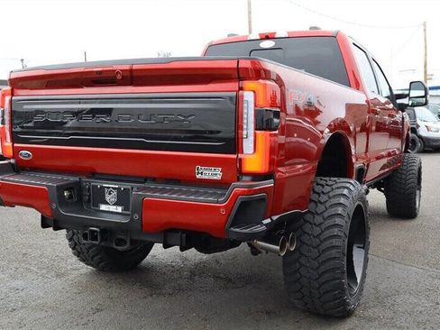 Used 2025 Ford F350 Platinum w/ FX4 Off-Road Package image 5