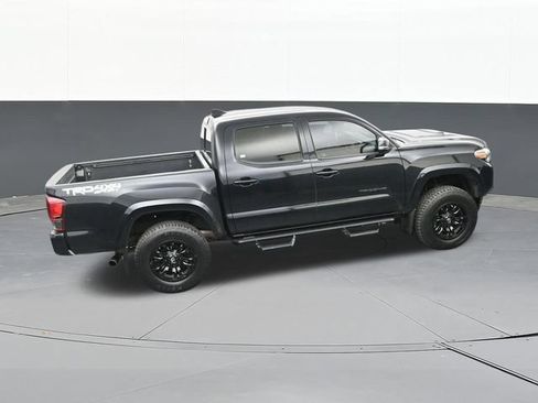 Used 2019 Toyota Tacoma TRD Sport w/ Technology Package AWD/4WD image 60