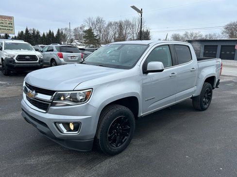 Used 2019 Chevrolet Colorado LT w/ LT Convenience Package image 4