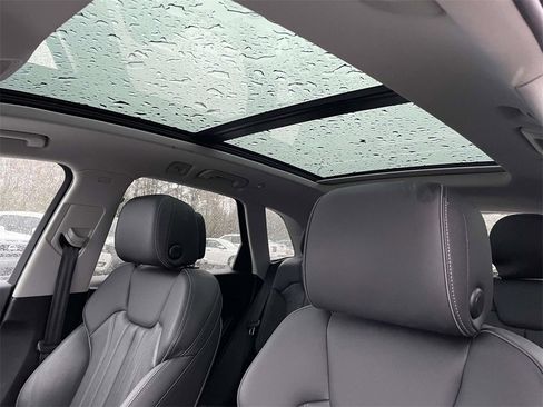 Used 2024 Audi Q5 2.0T Premium Plus image 18