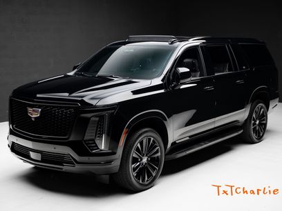 Used 2025 Cadillac Escalade ESV Sport