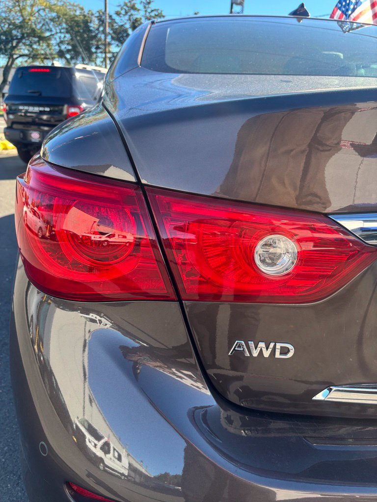 Used 2014 INFINITI Q50 Premium w/ Technology Package AWD/4WD image 13