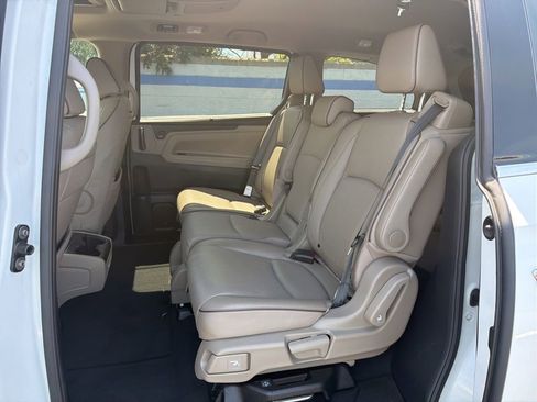 Certified 2024 Honda Odyssey Elite image 19