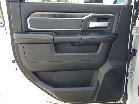 Used 2022 RAM 3500 Big Horn w/ Level B Equipment Group image 19