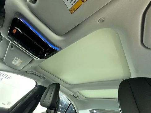 Certified 2025 Mercedes-Benz E 350 Sedan image 33