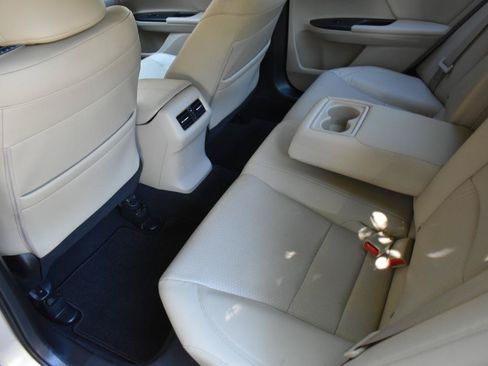 Used 2015 Honda Accord EX-L image 27