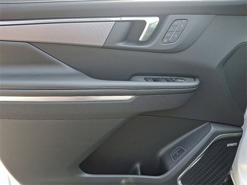 New 2025 Buick Enclave Sport Touring w/ Power Package image 8