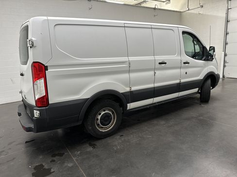 Used 2015 Ford Transit 150 130 Low Roof RWD image 8