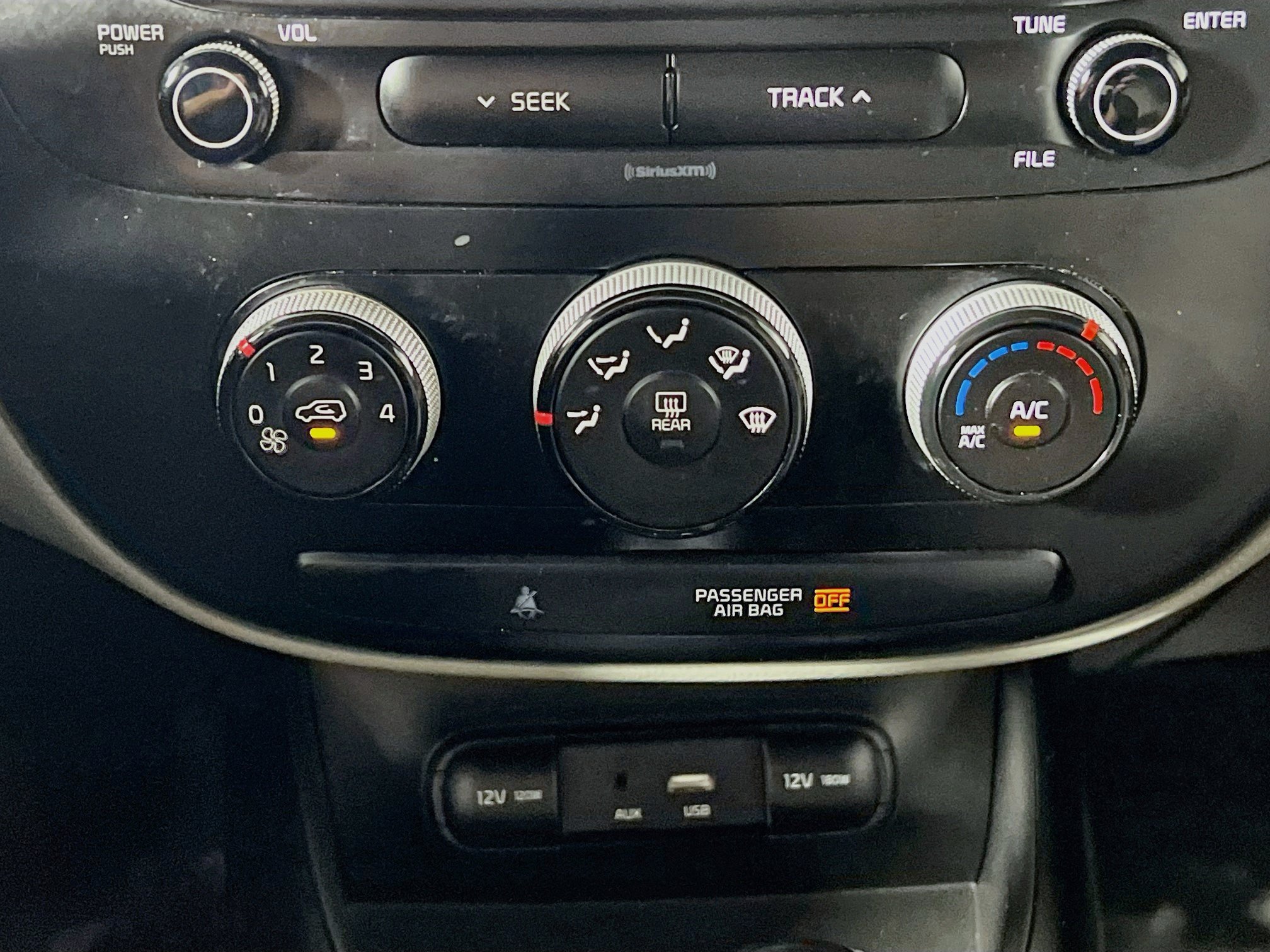 Used 2019 Kia Soul FWD image 25